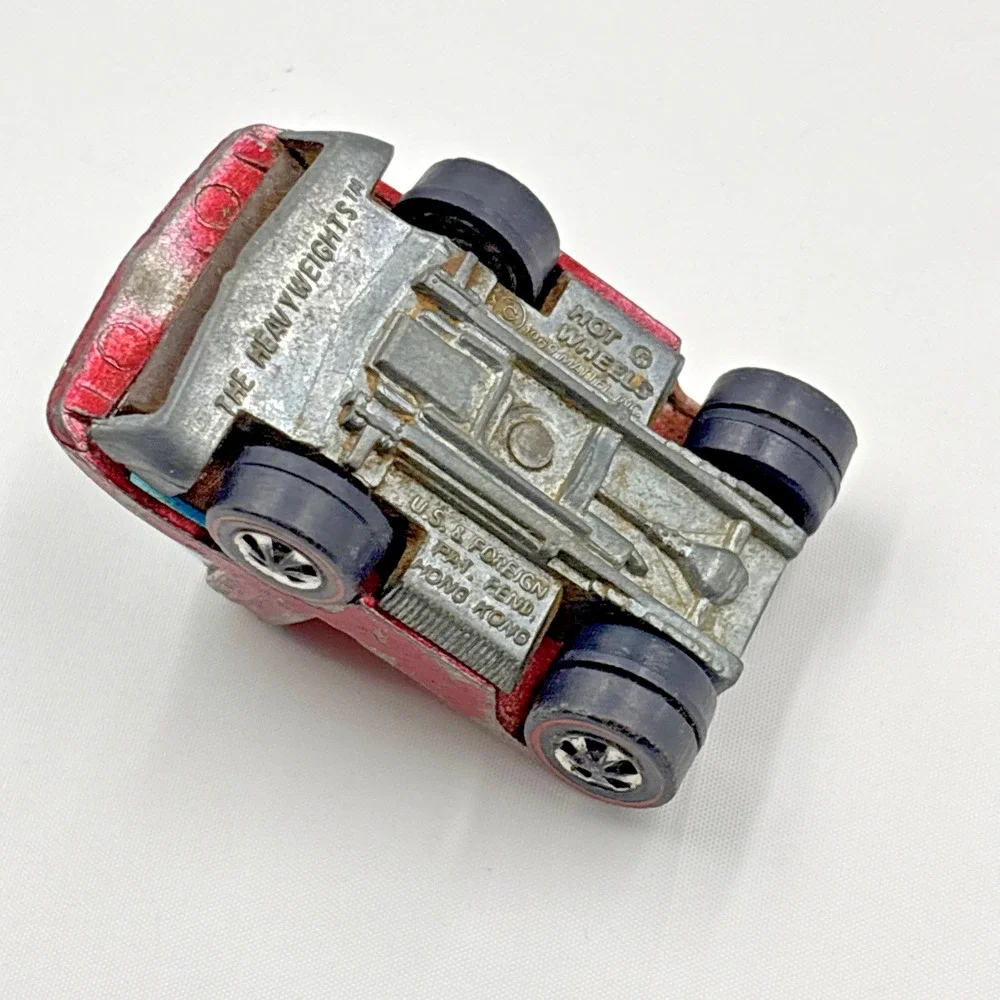 Hot Wheels Redline The Heavyweights RED FIRE TRUCK ENGINE 1969